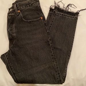 LEVI JEANS